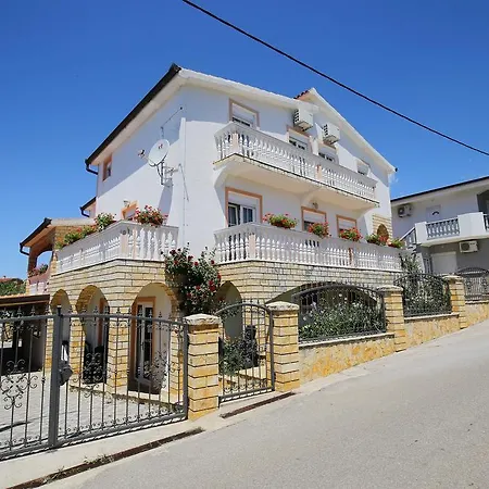 Apartman Apartments Marija Dedić