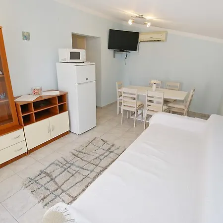 Apartments Marija Dedić Maslenica